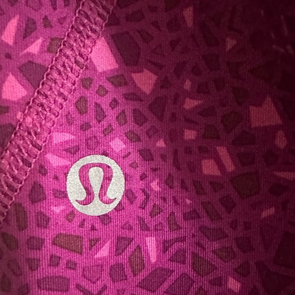 Lululemon inspire tight II size 4 geo regal plum multi - Picture 6 of 9